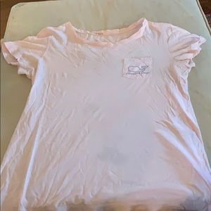 pink t shirt